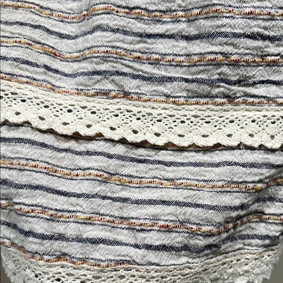 Paisley Vine Womens Top Sz L Striped Gray Cream Sleeveless Ruffle Lace Baby Doll - Picture 7 of 8